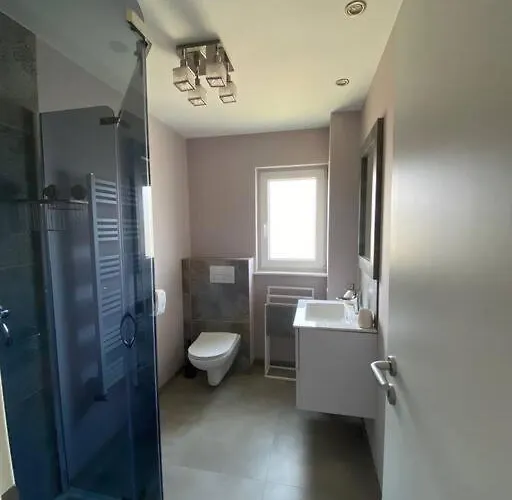 Moderne Und Stilvolle 3 דירה באיירוט